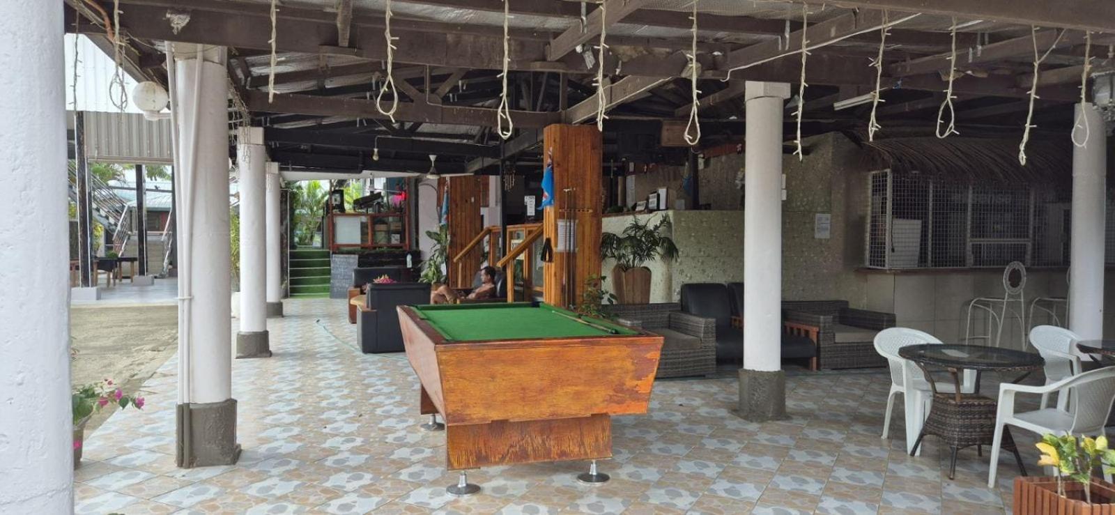Bluelight Village Hotel นาดี ภายนอก รูปภาพ